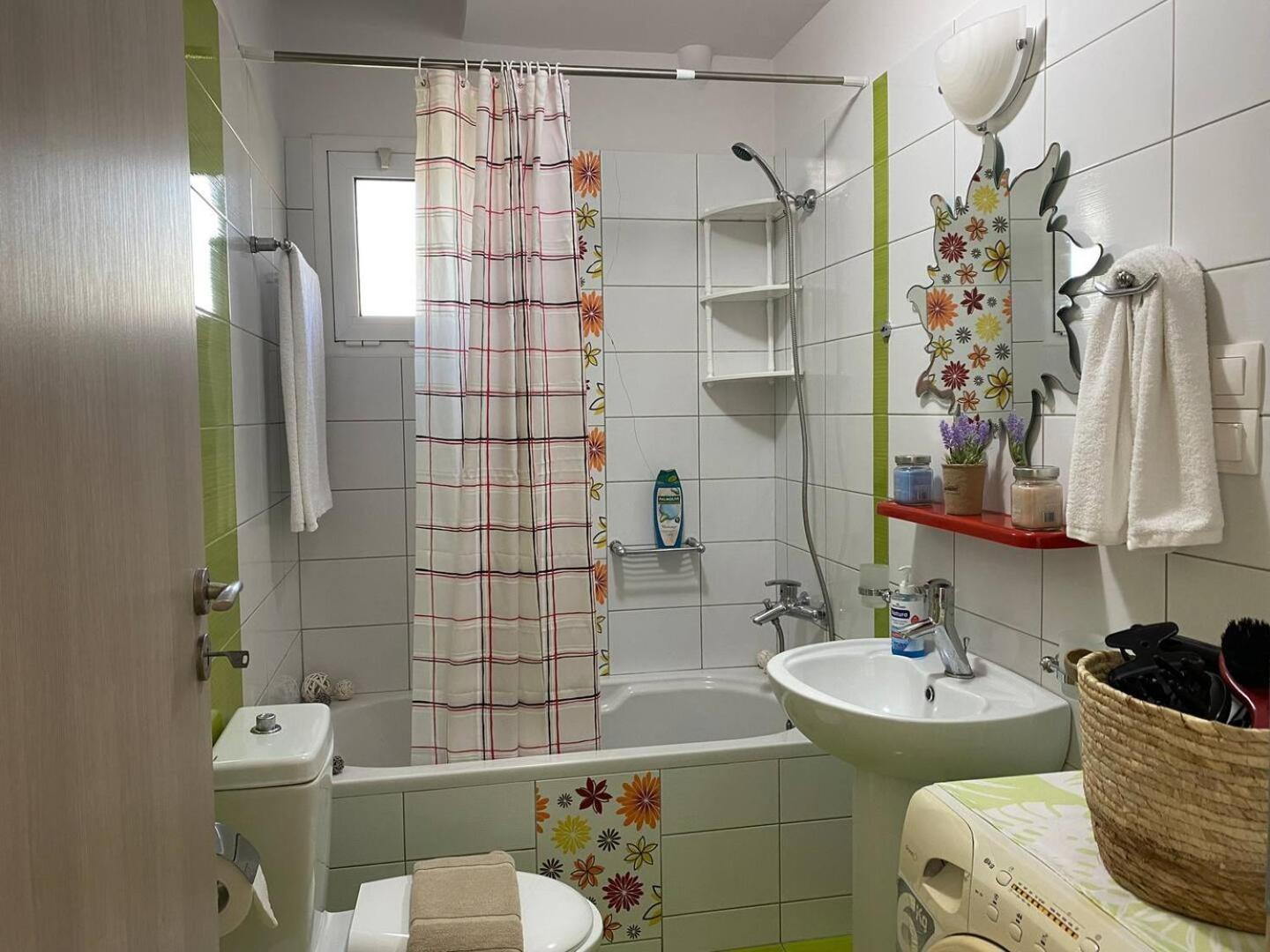 Zen Seaside Apartment 칼라마키 외부 사진