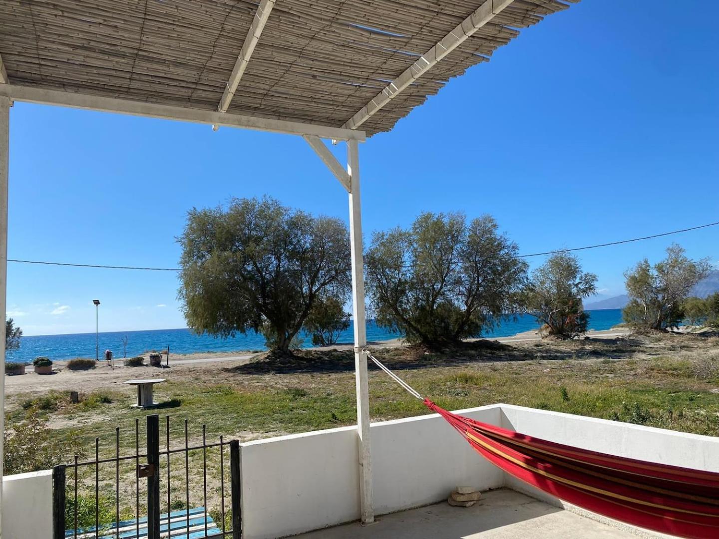 Zen Seaside Apartment 칼라마키 외부 사진